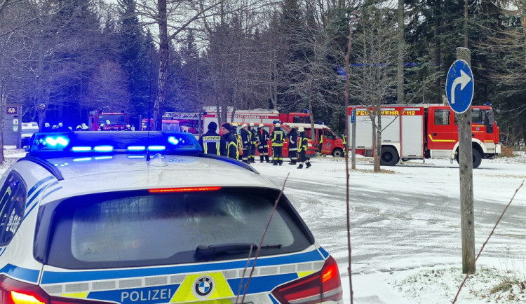 Kvůli havárii malého letadla je uzavřen venkovní zvířecí areál v Centru národního parku Lusen.