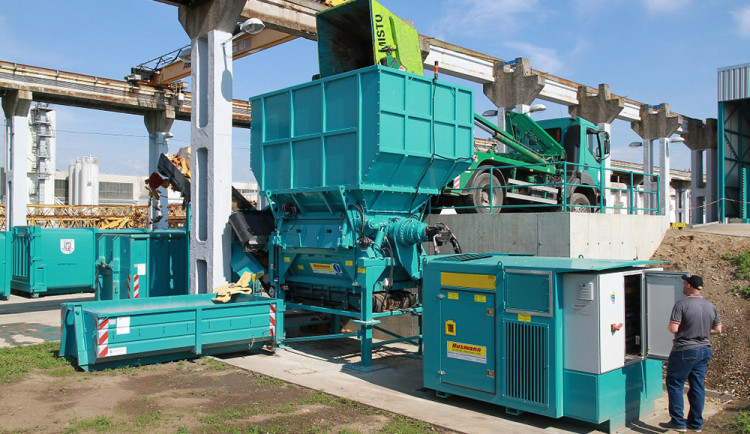 POLITICKÁ KORIDA: Mají si obce a města ponechat kontrolu nad odpady?