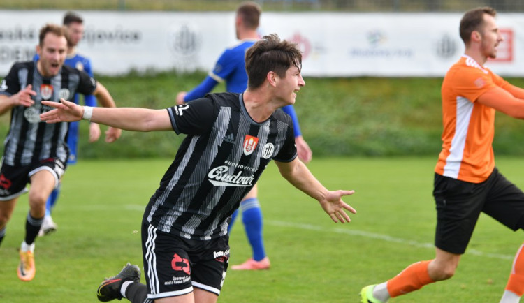 B tým Dynama doma vyhrál 2:1.