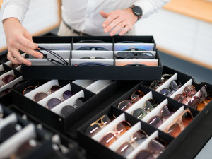 Pro naše klienty chceme špičkovou primární péči, říkají majitelé jednoho z nejlépe vybavených očních center v kraji