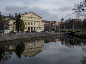 V Českých Budějovicích začala protestní akce proti přestavbě kulturního domu Slavie