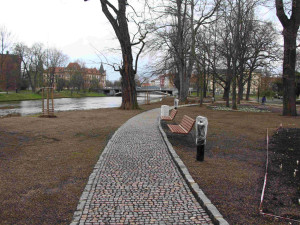 Park Dukelská na břehu Malše je téměř hotový. Blíží se otevření