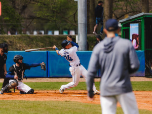 Sokol vybojoval bod v sérii s  Třebíč Nuclears  v nastavení posledního utkání a v baseballové Extralize drží třetí místo