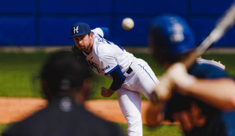 Sokol vybojoval bod v sérii s  Třebíč Nuclears  v nastavení posledního utkání a v baseballové Extralize drží třetí místo