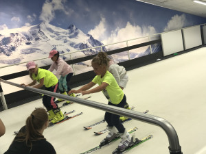 Na prázdninové tenisové kempy 2023 zve LTC VITON České Budějovice