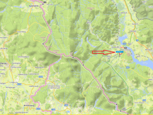 Policie stále pátrá po totožnosti mrtvého muže, kterého našla v lese u Nové Pece