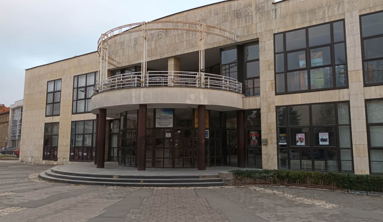 Kulturní centrum v Prostějově dál chátrá. Město opraví jen protipožární zabezpečení a toalety