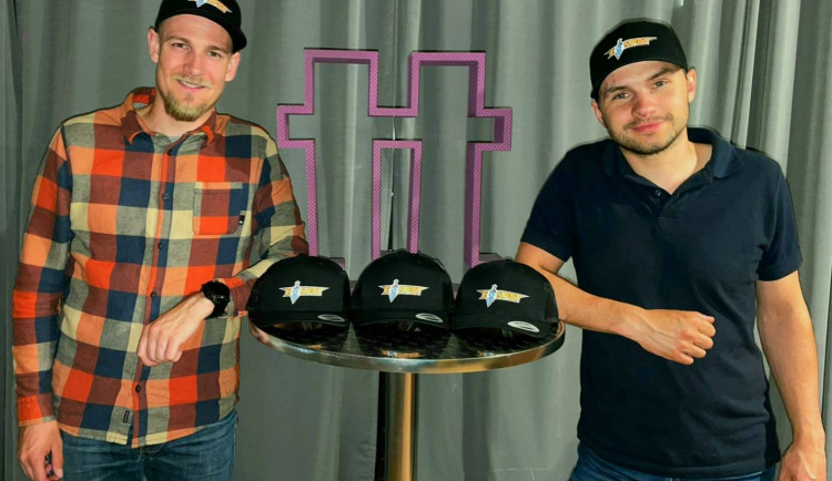 E-spot vznikl pro všechny fanoušky esportu v Českých Budějovicích, říká Tomáš Čenec
