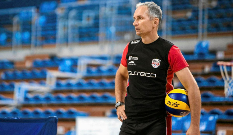 Tým bude mít potenciál hrát o nejvyšší příčky, říká nový trenér Jihostroje Kowal