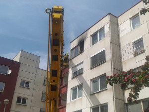 Požár zničil byt v Blatné. Škoda jde do milionů