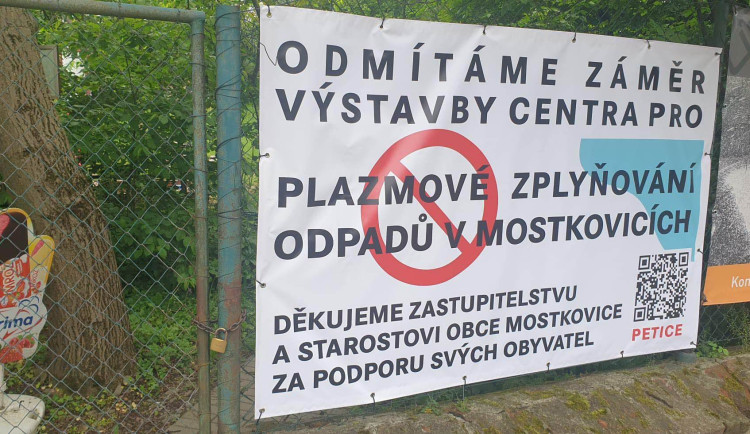 Zastupitelé Mostkovic čelí anonymním pomluvám. Plán na odpadové centrum jitří vášně