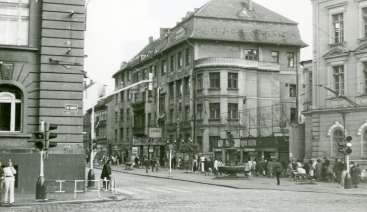 České Budějovice objektivem Milana Bindera a perem Martina Maršíka: Kino Jas na Lannovce