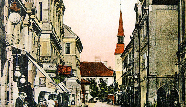 DRBNA HISTORIČKA: Dva domy v ulici Karla IV. byly zlikvidovány za zvláštních okolností