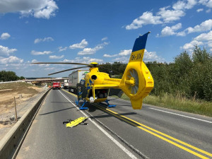 Na Písecku se srazila dodávka s nákladním autem. Jeden z řidičů je vážně zraněn