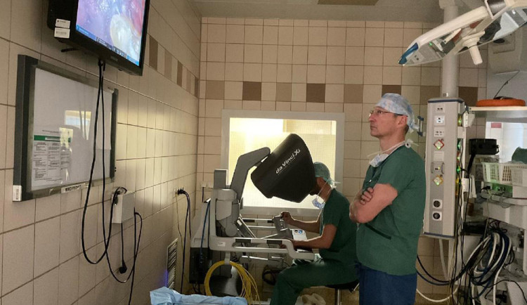 Umělá inteligence pomáhá v boji proti rakovině. Umí rozpoznat nádor a upozorní na neobvyklé změny v těle