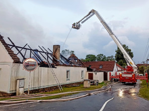 Požár stavení v obci Plavsko na Jindřichohradecku.
