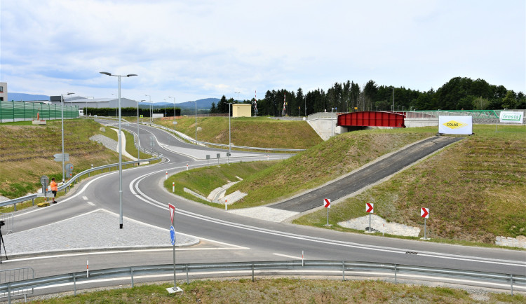 Jižní tangenta je hotová. Její funkce se naplní s otevřením dálnice