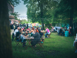 Filmy i divadlem nabitý červenec v letňáku