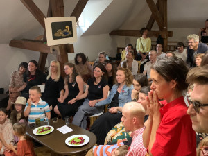 Čekání na rozhodnutí. Foto: Jakub Bartoš