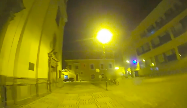 Cyklista nadýchal téměř dvě promile alkoholu. Hrozí mu pokuta až 50 tisíc korun