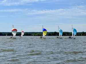 Mistrovství České republiky v lodní třídě Pirát ovládla českobudějovická posádka Sivých
