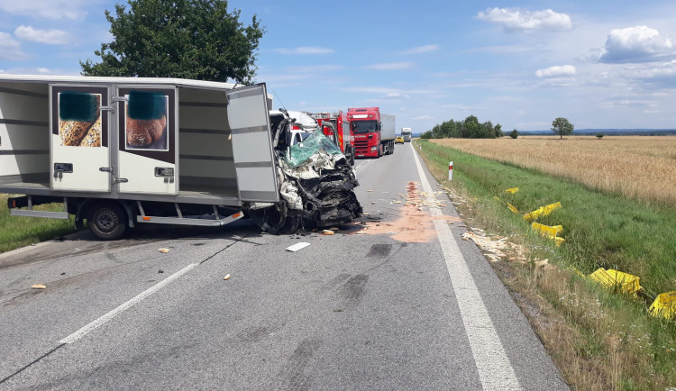Dva lidé zemřeli při dopravní nehodě u Třeboně. Další se stala o 20 kilometrů dál