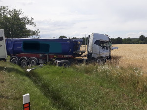 Dva lidé zemřeli při dopravní nehodě u Třeboně. Další se stala o 20 kilometrů dál