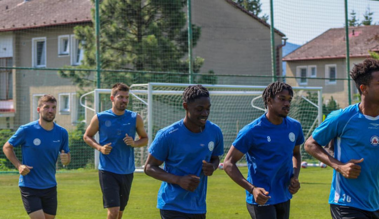 Máme vysoké ambice a kopu starostí se stadionem, hlásí před startem ligy Vyškov