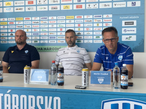 Táborsko se chystá na novou sezonu. Zleva: trenér Roman Nádvorník, předseda správní rady Ondřej Dvořák a výkonný ředitel Martin Vozábal. Foto: Jakub Bartoš