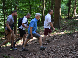 Prezident Petr Pavel při výšlapu vrcholu Kleť. Foto: Jakub Bartoš