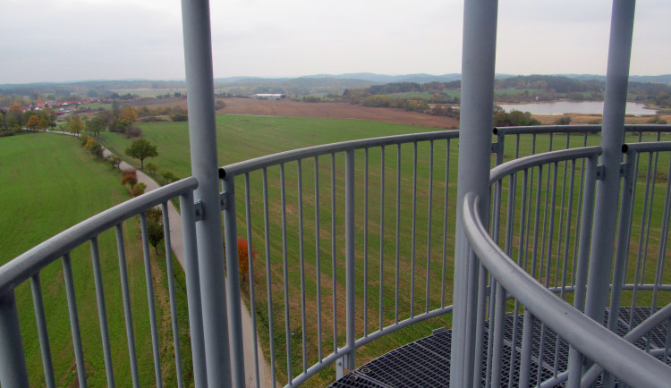 Rozhledna Pětnice u Záboří na Strakonicku je po pětileté pauze opět otevřena