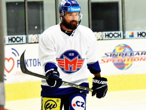 Motor vyjel před novou sezonou poprvé na led