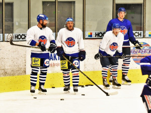 Motor vyjel před novou sezonou poprvé na led