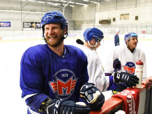 Motor vyjel před novou sezonou poprvé na led