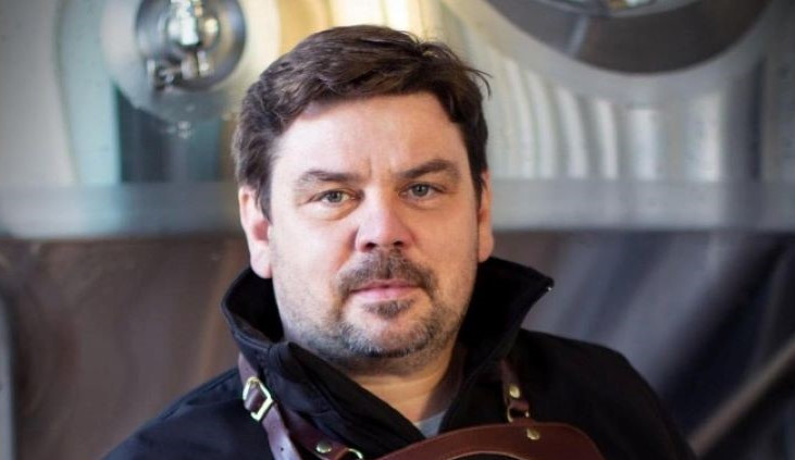 (NE)OBYČEJNÍ: Bývalý starosta Rakové u Konice založil minipivovar, turisty dnes láká na samovýčep a bistro