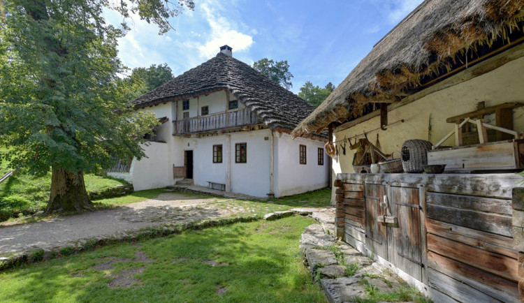 Objevte Vodní mlýn Hoslovice: Klenot minulosti českého venkova