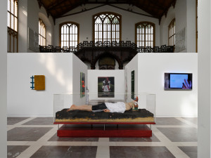 Fenomén divnosti se představuje v multimediálním výstavním projektu Strange Things na Hluboké. Foto: Ondřej Polák