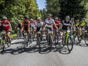 ČEZ Lipno Sport Festival jde do finále. Poběží se na Stezku a zahraje Xindl X nebo Monkey Business.