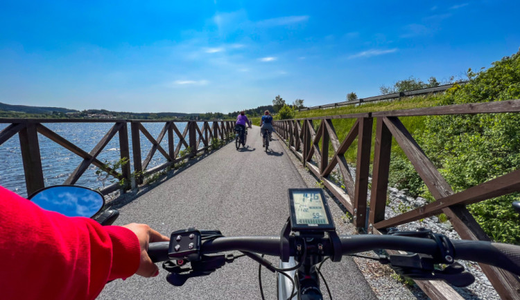 Aktivní pohoda v jižních Čechách? A už jste zkusili elektrokolo?