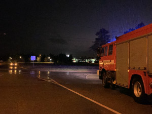 Sídliště Máj krátce po 21. hodině. Foto: Jakub Bartoš