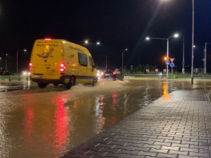 Sídliště Máj krátce po 21. hodině. Foto: Jakub Bartoš