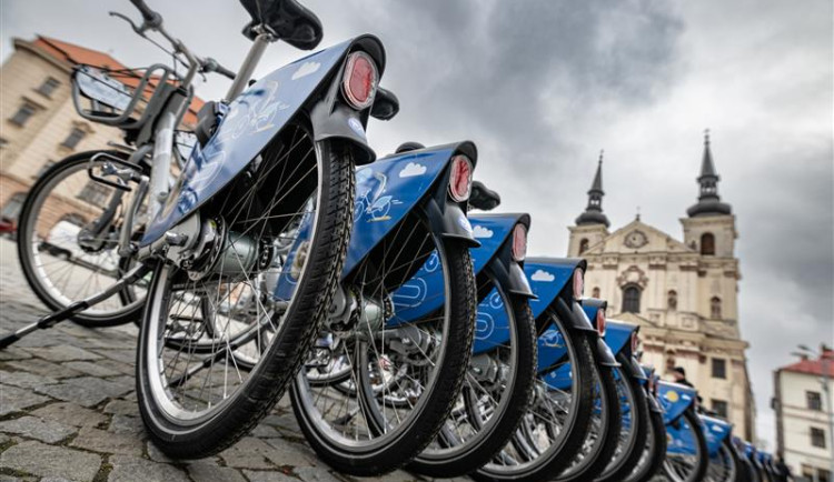 Sdílená kola už využívá skoro každý pátý Jihlavan. V krajském městě přibyla hned tři nová stanoviště