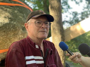 Experimentální archeolog Pavel Pavel.