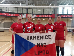 Jihočeské hasiče reprezentovali tři zástupci včetně obhájkyň zlatých medailí z loňského ročníku - Venduly Matějů a Šárky Návratové.