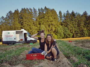 Stále jsme nenarazili na strop toho, co může potravinová banka dělat. Někdy mám pocit, že mě to přeroste, říká Kristýna Škabrdová