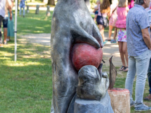 Dřevosochařské sympozium proběhlo před areálem Jihočeské zoologické zahrady