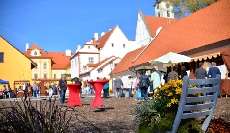 Hody s plody podzimu - tradiční podzimní slavnosti v Klášteře Borovany se konají v sobotu 7. října