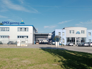 Zaměstnavatel, na kterého je spoleh. Budějovický APEX láká nové kolegy na stabilitu i benefity