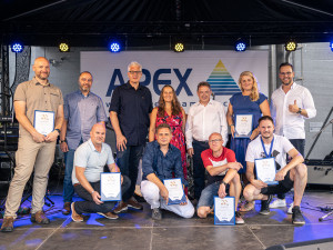 Zaměstnavatel, na kterého je spoleh. Budějovický APEX láká nové kolegy na stabilitu i benefity