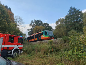U Kájova srazil vlak muže. Pohyboval se v kolejišti